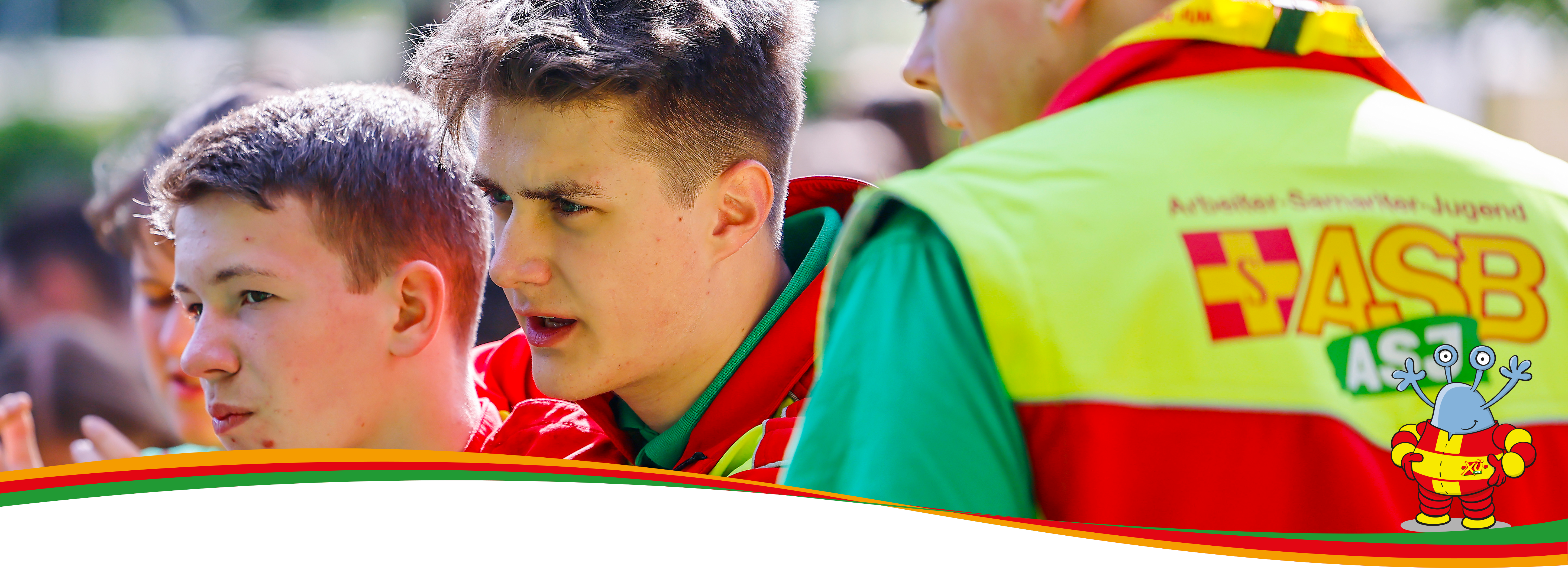 Rettungsjacke mit XÜ.png