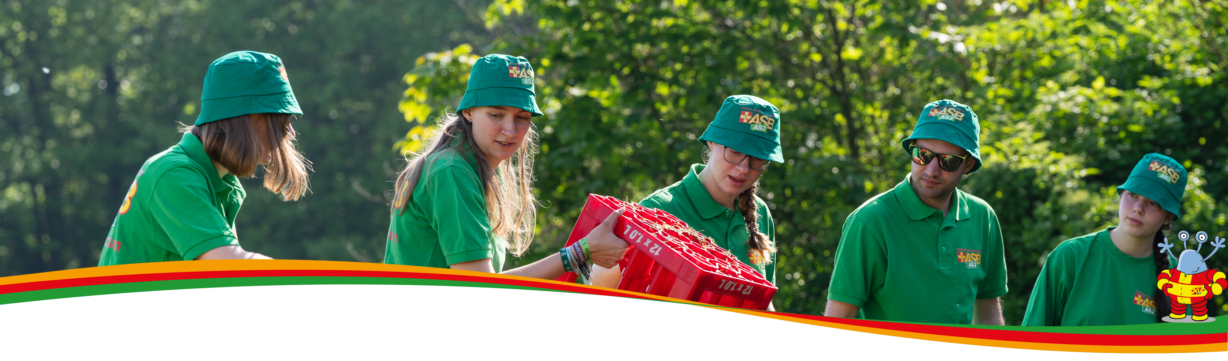 Header Kistenstapeln grün mit XÜ.png