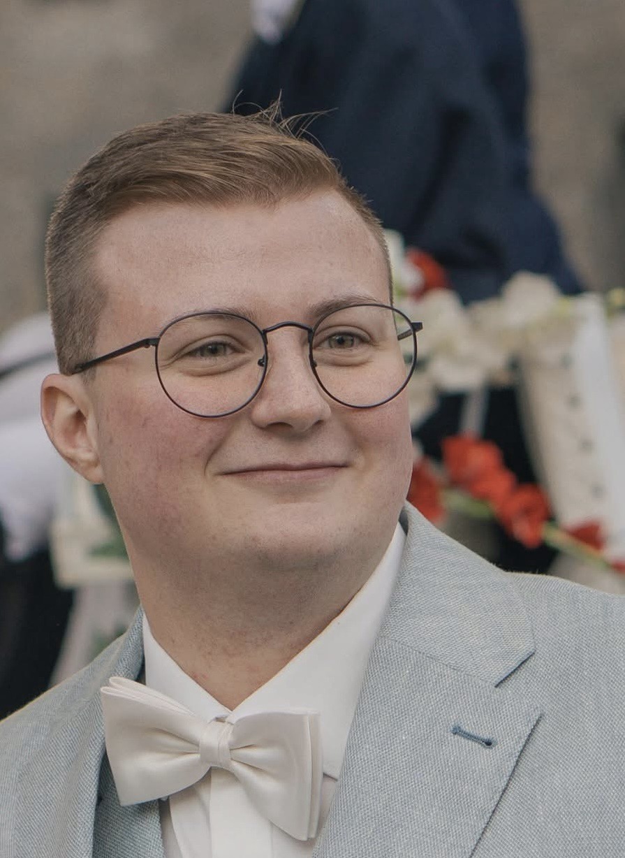 Porträtfoto_Mix.jpg