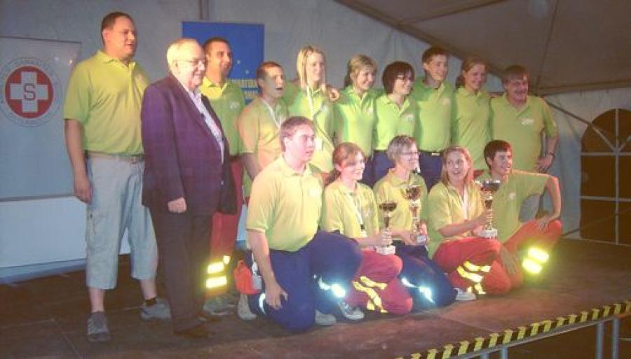 Gruppenbild der deutschen Teilnehmerinnen und Teilnehmer am SAINT-Contest.